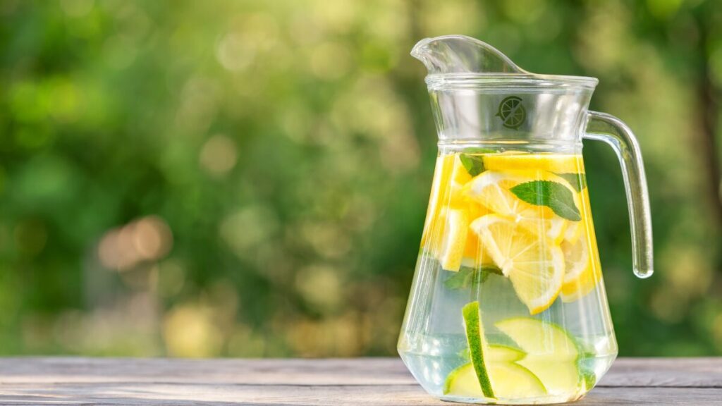 lemon water summer