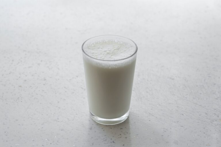 Drinking Skimmed Milk May Not Be Any Healthier