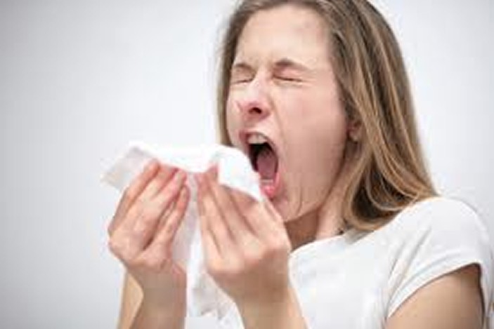 Symptoms and Solutions For Your Summer of Hayfever